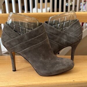 Via Spiga Gray-Taupe Suede Heeled Boots 10